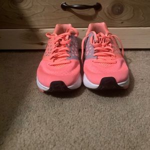 Pink Nike sneakers (sticker size 7 1/2, fits like a size 7) worn twice—like new